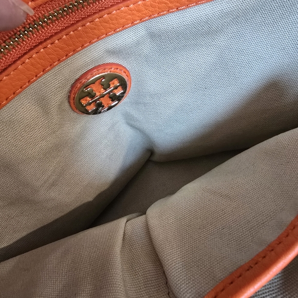 Tory Burch Shoulder Straw Gold Chain Orange and Tan Woven Tote - Picture 8 of 10